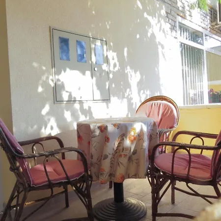 Apartment Alluring Holiday In Pako Tane With Swimming Pool *