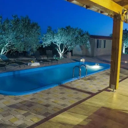 Apartment Alluring Holiday In Pako Tane With Swimming Pool