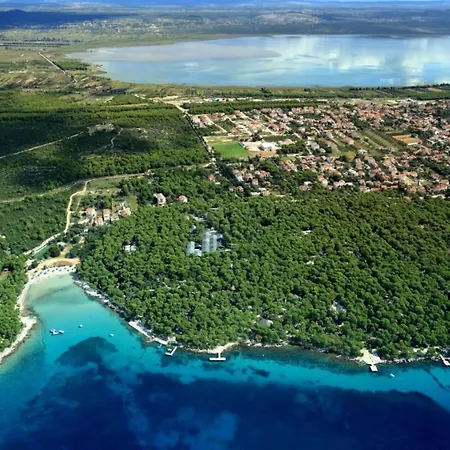 Alluring Holiday In Pako Tane With Swimming Pool Pakostane